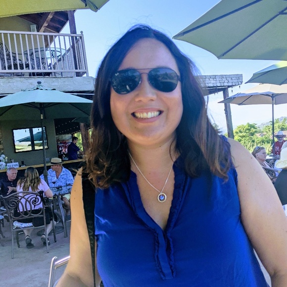 Meet your Posher, Michelle - Picture 1 of 1